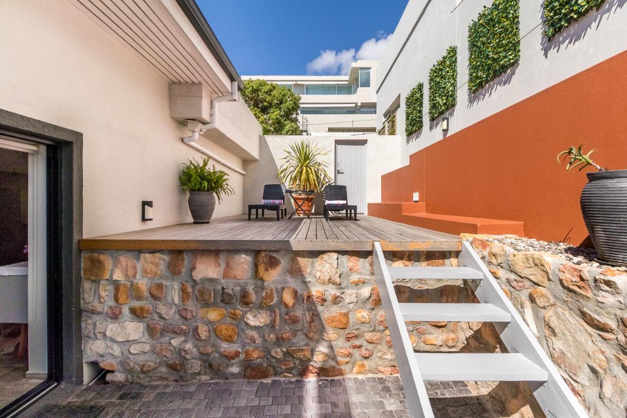 51 On Camps Bay Hotel เคปทาวน์ ภายนอก รูปภาพ