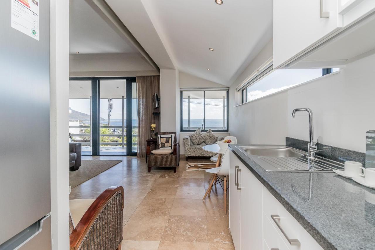 51 On Camps Bay Hotel เคปทาวน์ ภายนอก รูปภาพ