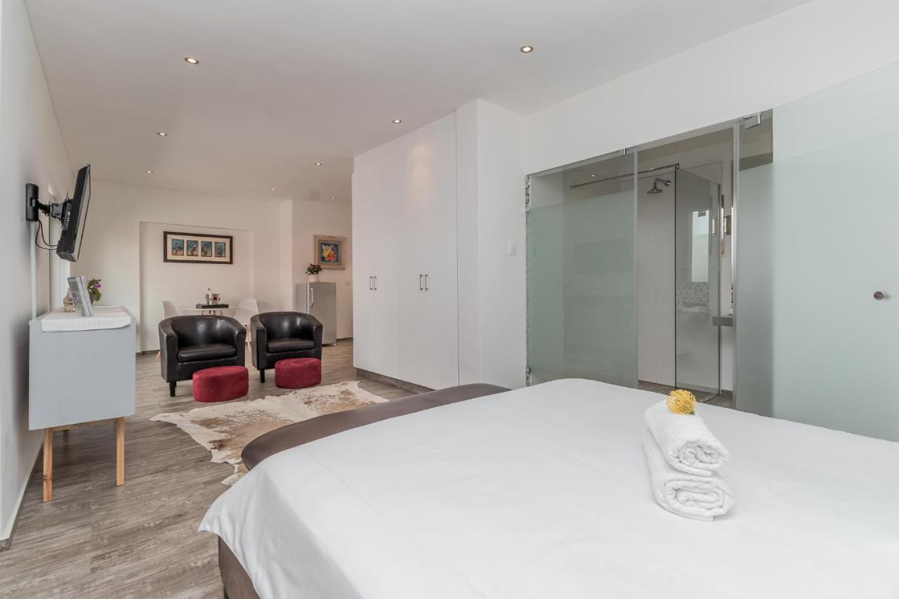 51 On Camps Bay Hotel เคปทาวน์ ภายนอก รูปภาพ