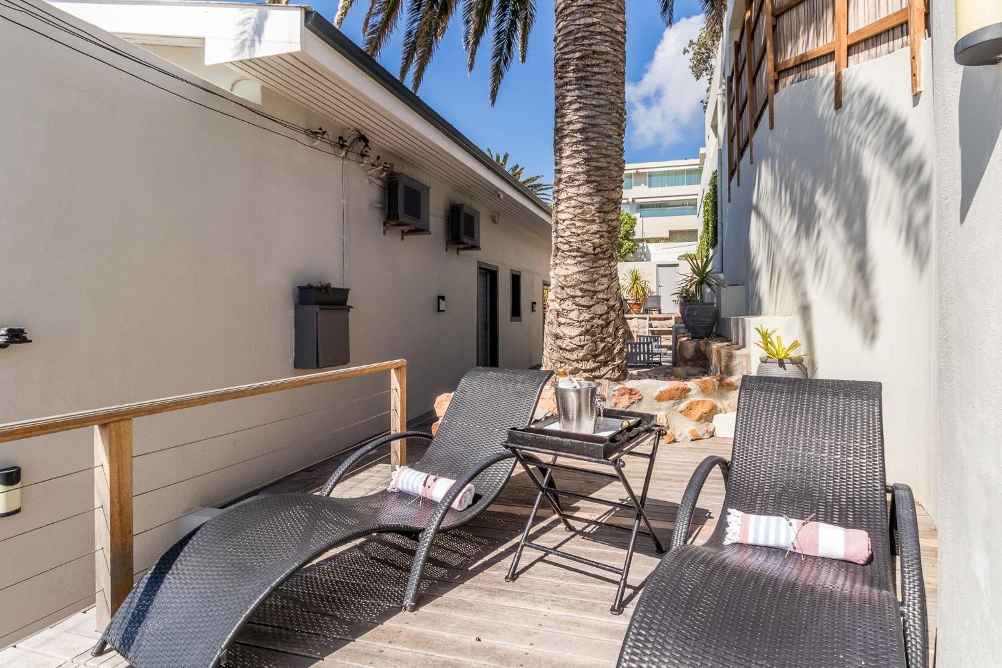51 On Camps Bay Hotel เคปทาวน์ ภายนอก รูปภาพ