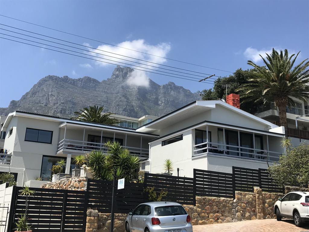 51 On Camps Bay Hotel เคปทาวน์ ภายนอก รูปภาพ